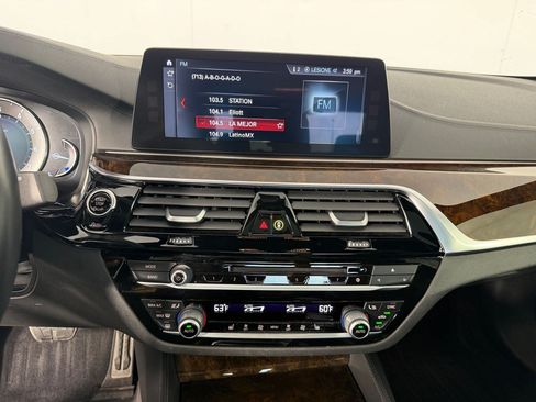 Used 2018 BMW 540i RWD image 17