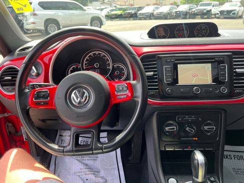Used 2015 Volkswagen Beetle TDI FWD image 33