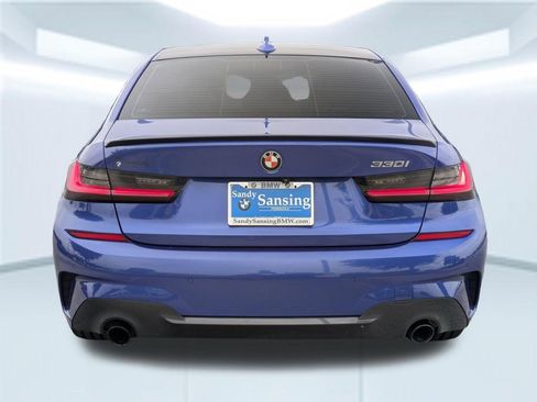 Used 2022 BMW 330i Sedan w/ M Sport Package RWD image 4