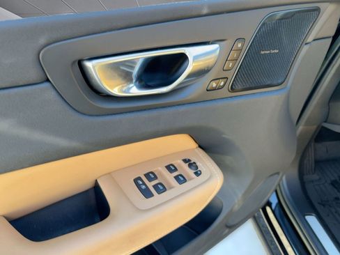 Certified 2023 Volvo XC60 B5 Ultimate w/ Climate Package image 13