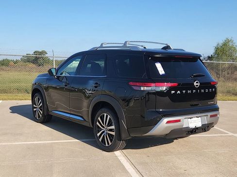 New 2025 Nissan Pathfinder Platinum w/ Cargo Package image 4