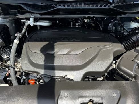 Used 2024 Honda Odyssey EX-L image 18