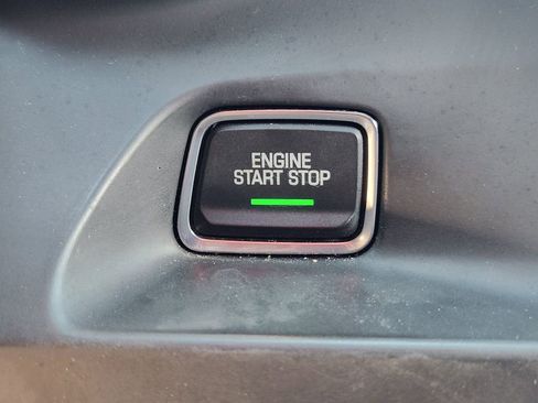 Used 2019 Chevrolet Camaro SS RWD image 21