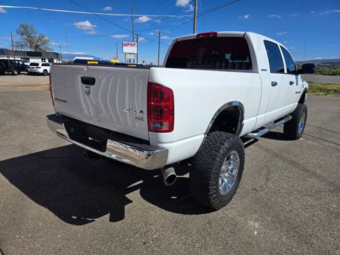 Used 2006 Dodge Ram 2500 Truck SLT AWD/4WD image 4