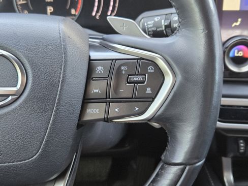 Used 2024 Lexus RX 350 Premium w/ Accessory Package (Z1) FWD image 24