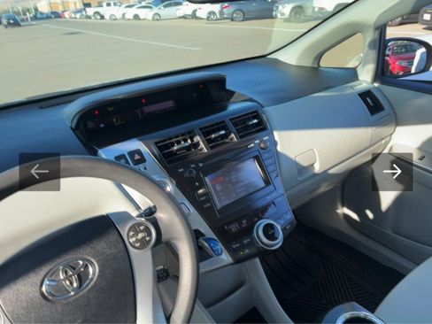 Used 2012 Toyota Prius V Three image 6