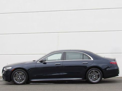 New 2025 Mercedes-Benz S 580 4MATIC Sedan image 4