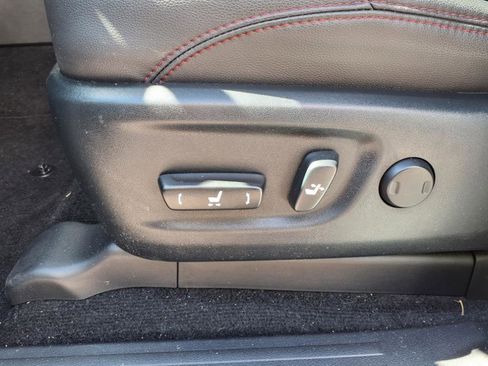 Used 2024 Toyota 4Runner TRD Off-Road Premium image 14