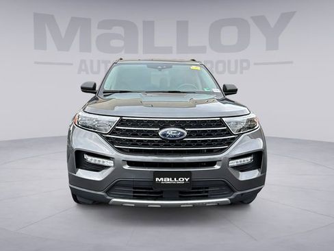 Certified 2021 Ford Explorer XLT w/ Equipment Group 202A AWD/4WD image 8
