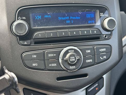 Certified 2015 Chevrolet Sonic LT FWD image 27