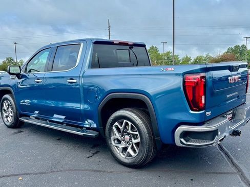 Used 2024 GMC Sierra 1500 SLT w/ SLT Premium Plus Package AWD/4WD image 5