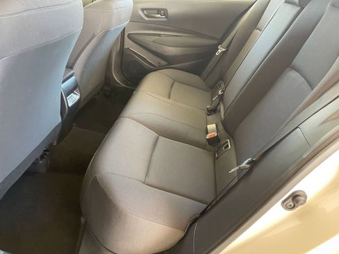 Used 2025 Toyota Corolla LE image 23