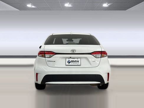 Used 2020 Toyota Corolla LE FWD image 10