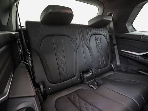 New 2027 BMW X7 M60i AWD/4WD image 35