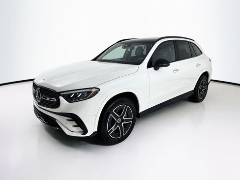 Certified 2026 Mercedes-Benz GLC 300 4MATIC image 3