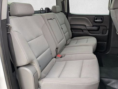 Used 2018 Chevrolet Silverado 1500 W/T w/ Trailering Package image 18