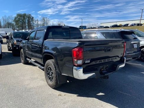 Used 2019 Toyota Tacoma SR5 image 17