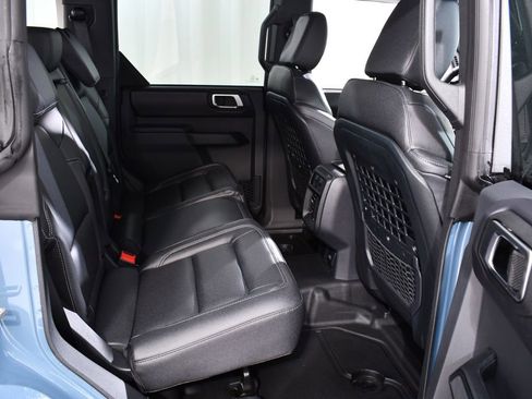 New 2025 Ford Bronco Badlands AWD/4WD image 19