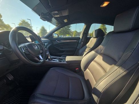 Used 2019 Honda Accord Sport image 22