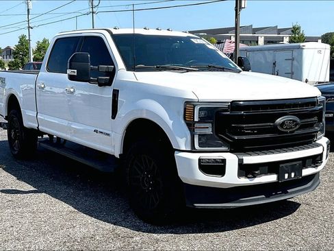 Used 2022 Ford F350 Lariat w/ Black Appearance Package image 1