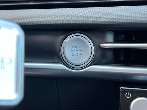 New 2026 Hyundai Tucson Blue SE image 22