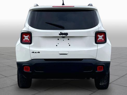 Used 2023 Jeep Renegade Altitude w/ Convenience Group I AWD/4WD image 5