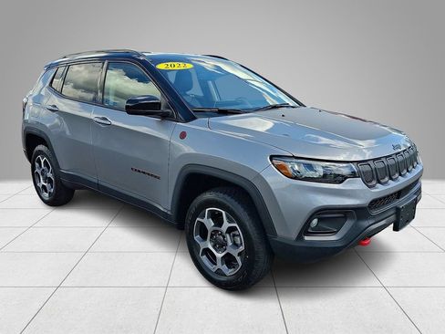 Used 2022 Jeep Compass Trailhawk AWD/4WD image 4