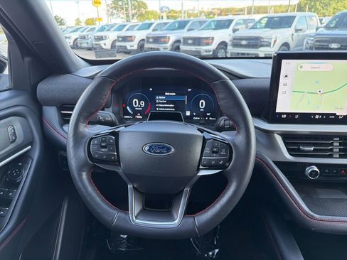Certified 2025 Ford Explorer ST-Line w/ ST-Line Street Pack AWD/4WD image 26