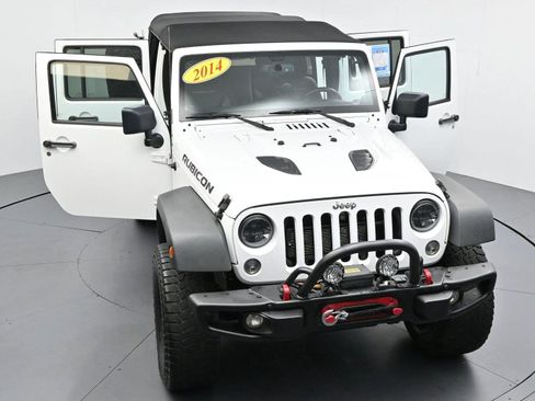 Used 2014 Jeep Wrangler Unlimited Rubicon AWD/4WD image 42