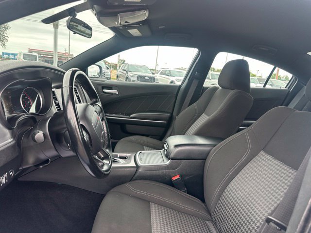 Used 2023 Dodge Charger SXT RWD image 30