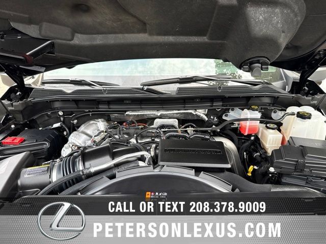 Used 2025 GMC Sierra 3500 AT4 w/ AT4 Premium Plus Package AWD/4WD image 10
