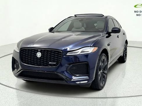 Used 2025 Jaguar F-PACE R-Dynamic S AWD/4WD image 3