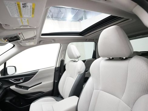 Used 2020 Subaru Forester Premium AWD/4WD image 31