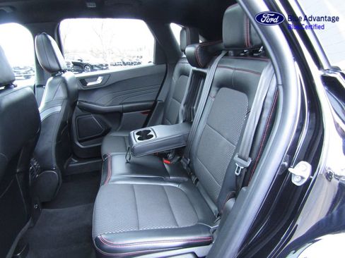 Certified 2023 Ford Escape ST-Line Elite AWD/4WD image 23