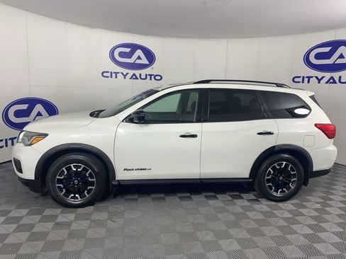 Used 2019 Nissan Pathfinder SL AWD/4WD image 6
