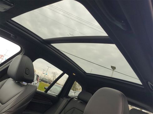 Used 2022 BMW X3 xDrive30i w/ Convenience Package image 24