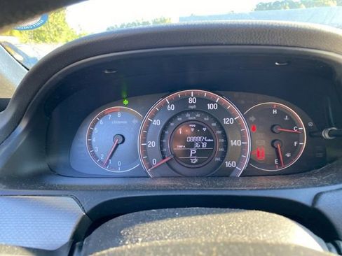 Used 2017 Honda Accord EX image 19