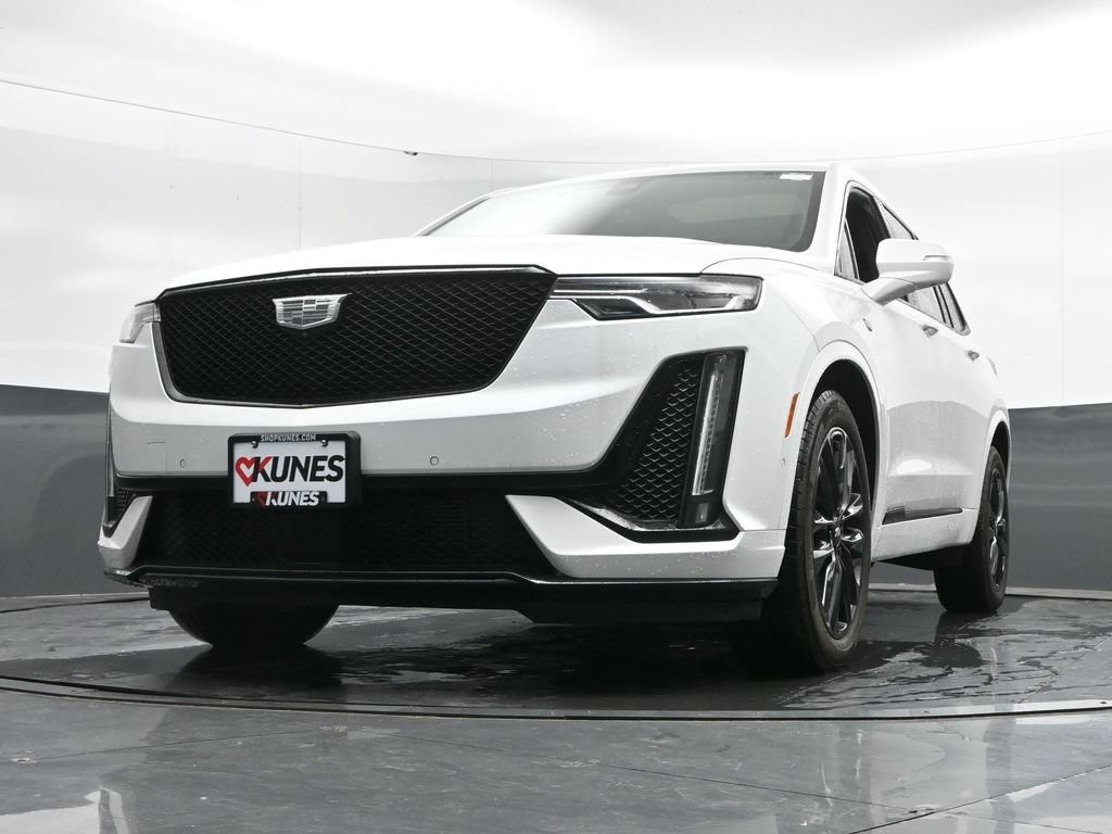 Used 2024 Cadillac XT6 Sport w/ LPO, ONYX Package AWD/4WD image 43