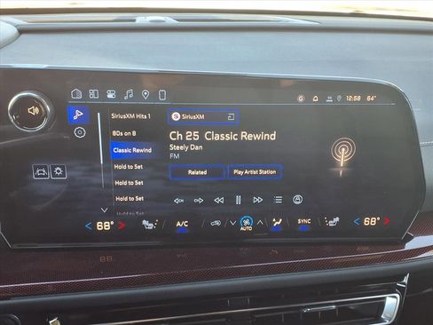 New 2026 Chevrolet Traverse Z71 image 11