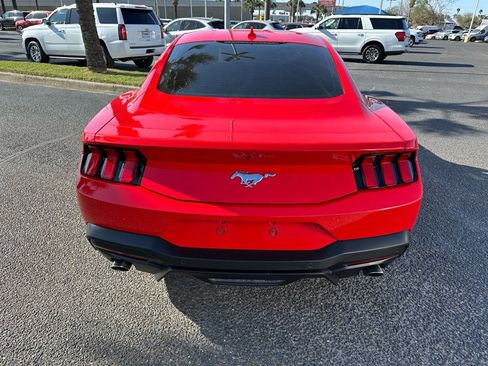 Used 2024 Ford Mustang Coupe image 6