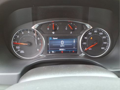 Used 2024 Chevrolet Equinox LT w/ LPO, Floor Liner Package FWD image 17