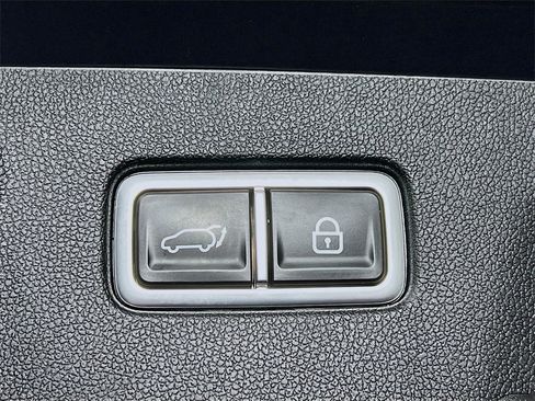 Used 2021 Kia Sorento EX w/ EX AWD X-Line Package image 31