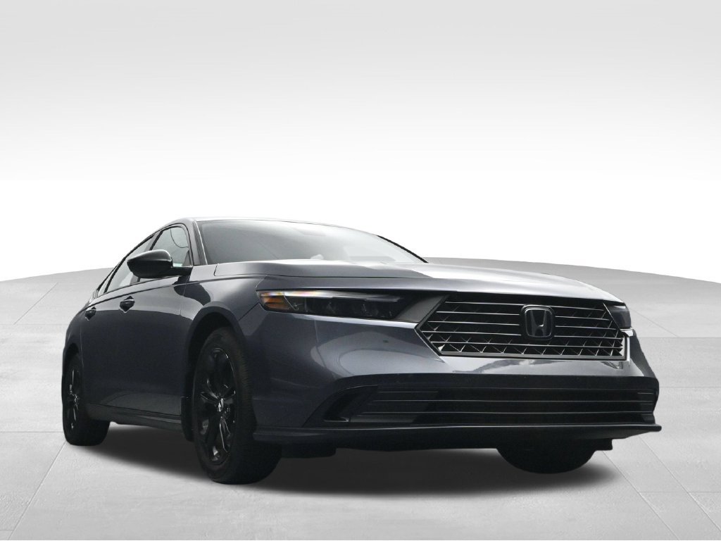 Used 2025 Honda Accord SE image 44