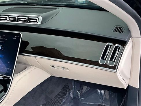 Used 2022 Mercedes-Benz S 500 4MATIC image 17