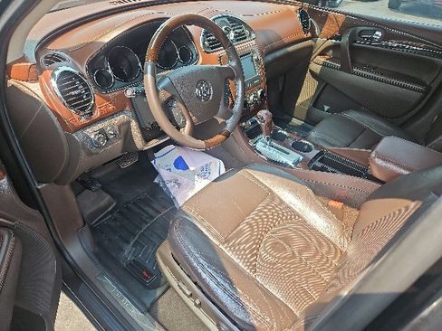Used 2014 Buick Enclave Leather FWD image 6