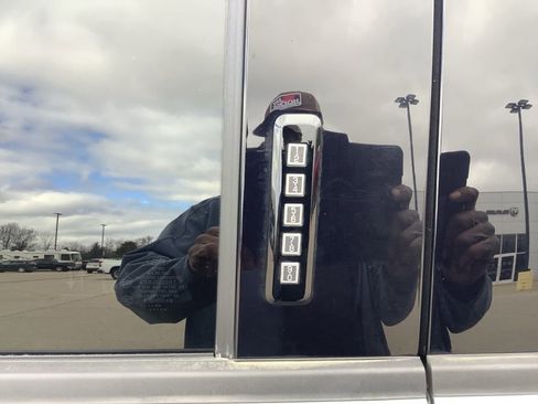 Used 2024 Ford F150 XLT w/ Equipment Group 302A MID image 12