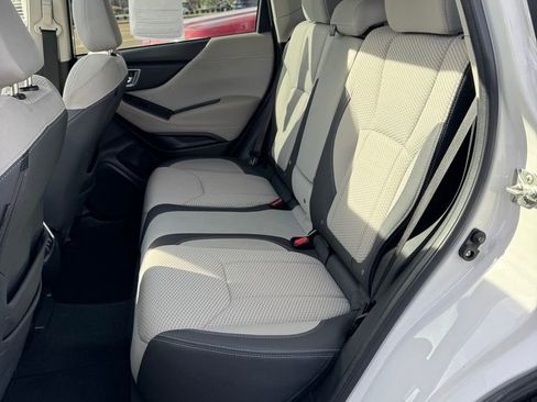 Used 2021 Subaru Forester Premium image 37