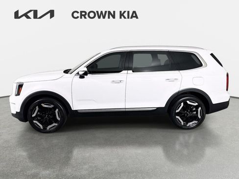 Certified 2023 Kia Telluride S w/ S Sunroof Package FWD image 8