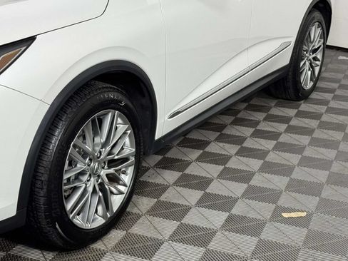 Used 2023 Acura MDX SH-AWD w/ Advance Package image 13