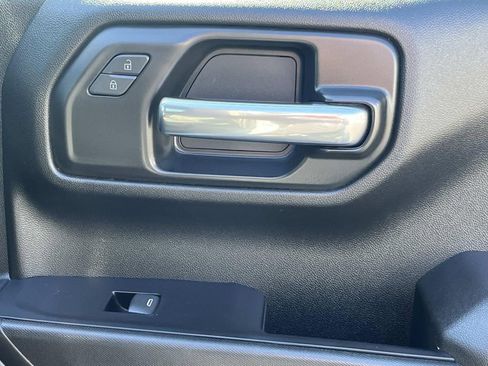 Certified 2024 Chevrolet Silverado 1500 Custom image 30